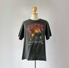 Load image into Gallery viewer, San Francisco 49ers Tee - M/L
