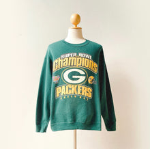 Load image into Gallery viewer, Greenbay Packers Superbowl Crewneck - XL
