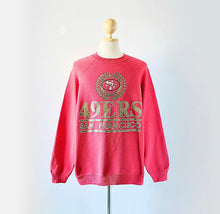 Load image into Gallery viewer, San Francisco 49ers NFL Crewneck - L
