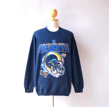Load image into Gallery viewer, St Louis Rams Crewneck - L
