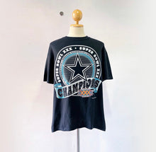 Load image into Gallery viewer, Dallas Cowboys Superbowl Tee - L
