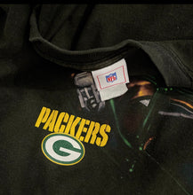 Load image into Gallery viewer, Greenbay Packers Helmet Tee - XL

