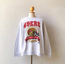 Load image into Gallery viewer, San Francisco 49ers Crewneck - Large
