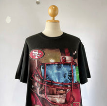 Load image into Gallery viewer, San Francisco 49ers Helmet Tee - XL
