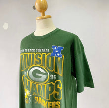 Load image into Gallery viewer, Green Bay Packers 96’ Champs Tee - XL
