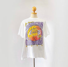 Load image into Gallery viewer, Los Angeles Lakers NBA Finals Tee - L
