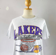 Load image into Gallery viewer, Los Angeles Lakers Tee - M
