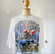 Load image into Gallery viewer, New York Yankees MLB Tee - 3XL
