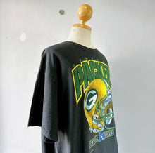 Load image into Gallery viewer, Green Bay Packers Helmet Tee - 2XL
