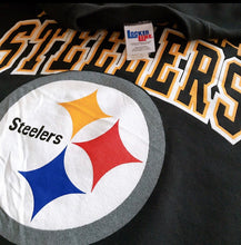 Load image into Gallery viewer, Pittsburgh Steelers NFL Crewneck - L

