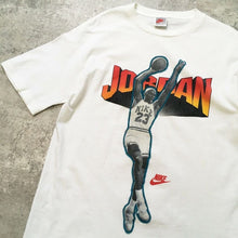 Load image into Gallery viewer, Michael Jordan NBA Tee - Medium
