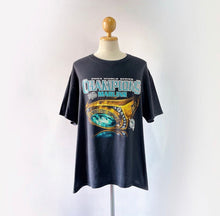 Load image into Gallery viewer, Florida Marlins 03’ Ring Tee - 2XL

