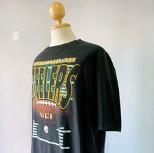 Load image into Gallery viewer, Pittsburgh Steelers Tee - XL
