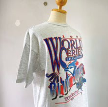 Load image into Gallery viewer, Toronto Blue Jays MLB Tee - XL
