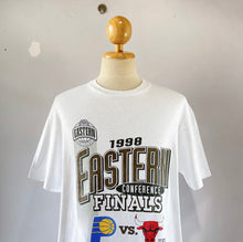 Load image into Gallery viewer, Bulls vs Pacers NBA Eastern 98’ Finals Tee - L
