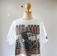 Load image into Gallery viewer, New York Yankees World Series Tee - XL
