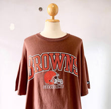 Load image into Gallery viewer, Cleveland Browns Script Tee - 2XL
