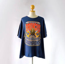 Load image into Gallery viewer, Denver Broncos Super Bowl Champs Tee - 2XL
