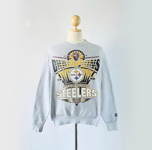 Load image into Gallery viewer, Pittsburgh Steelers Crewneck - M

