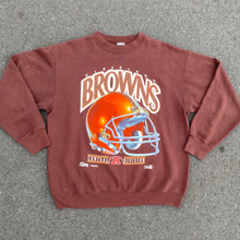 Load image into Gallery viewer, Cleveland Browns Helmet Crewneck - M
