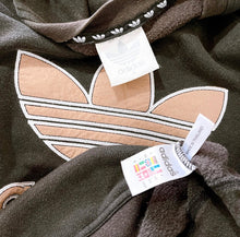 Load image into Gallery viewer, Adidas 90’s Logo Crewneck - L
