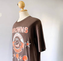 Load image into Gallery viewer, Cleveland Browns Tee - XL
