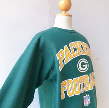 Load image into Gallery viewer, Green Bay Packers Crewneck - Large
