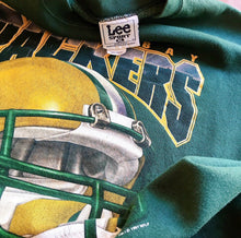 Load image into Gallery viewer, Greenbay Packers Helmet Crewneck - L

